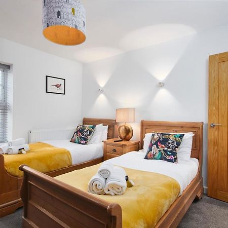 The Nutcracker Suite - Self Check-In, Self-Catering Apartment For East Midlands Airport 凯格沃思 外观 照片